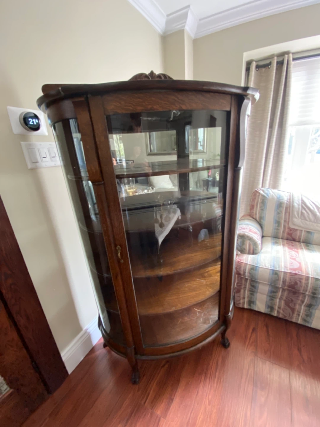 Antique tiger wood Glass Display Cabinet - photo 2