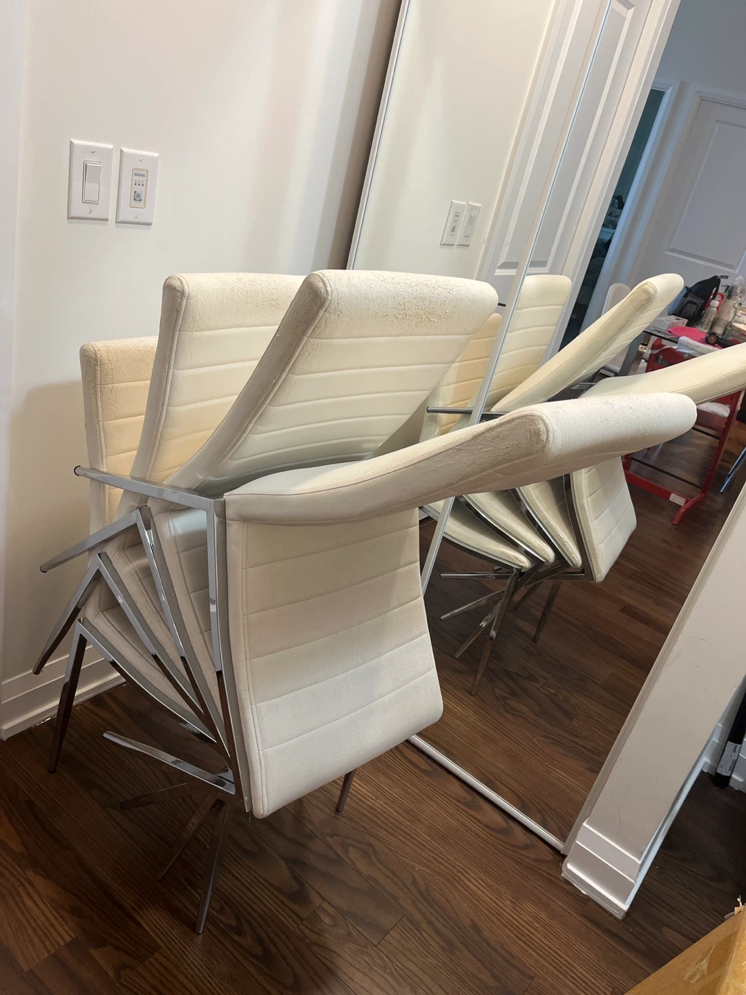 Set of 4 White Faux Leather Dining Chairs with Chrome Legs - photo 2