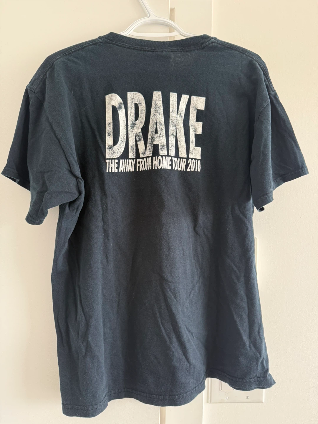Drake The Away From Home Tour 2010 T-Shirt - photo 2