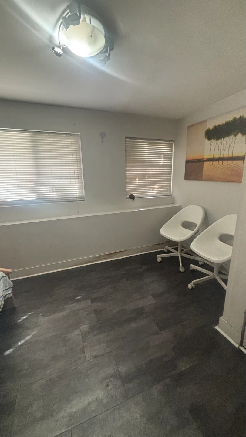 2 bedroom 1 bathroom Basment for rent in guildford bc - photo 2