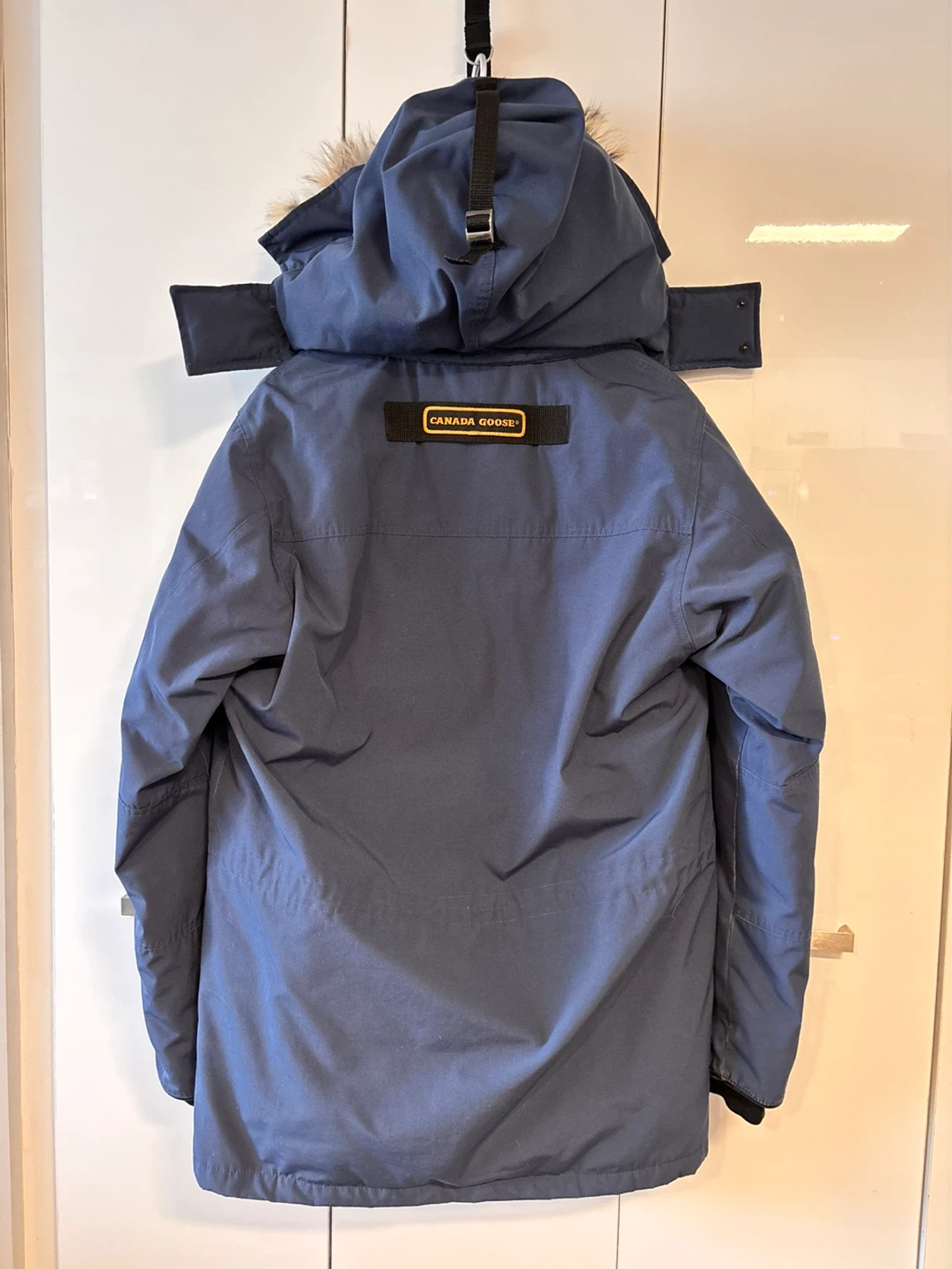 Canada Goose Banff Parka - Size L - photo 3
