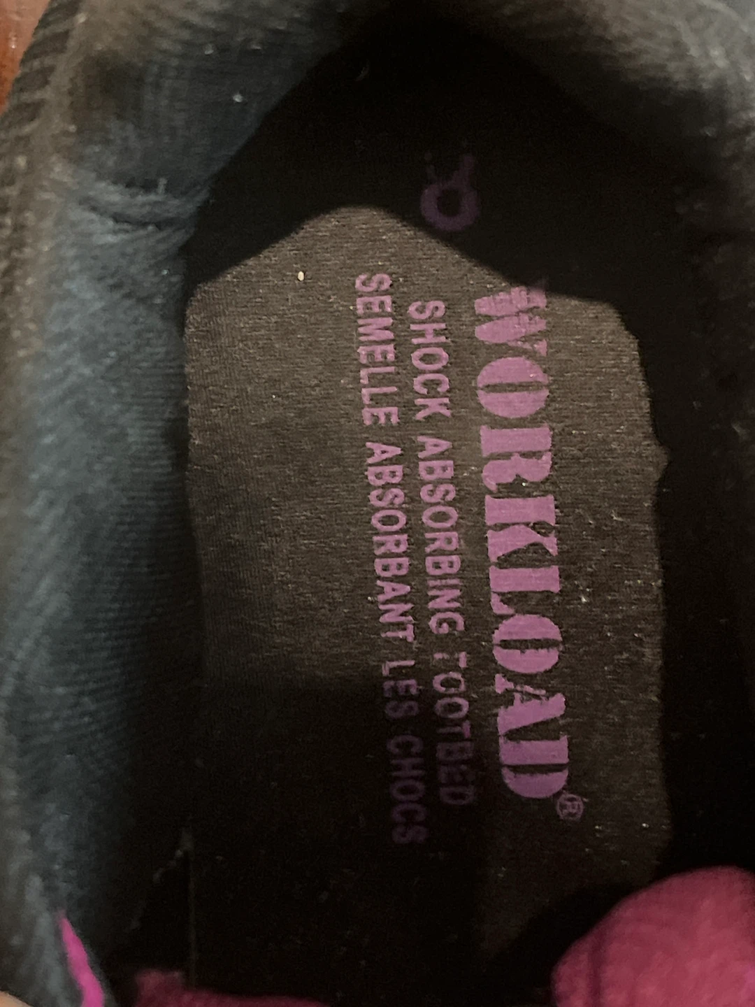 MOVING SALE ‼️ Workload Black & Pink Shoes Size 8 - photo 3