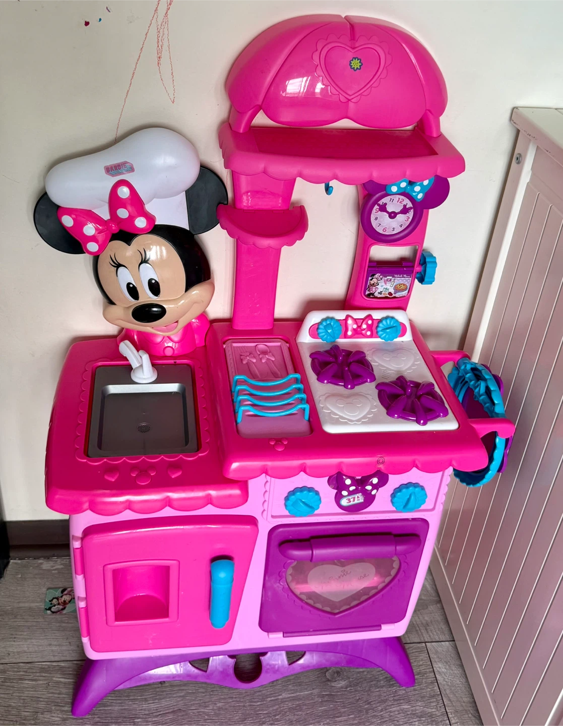 Disney Minnie Mouse Play Kitchen Set