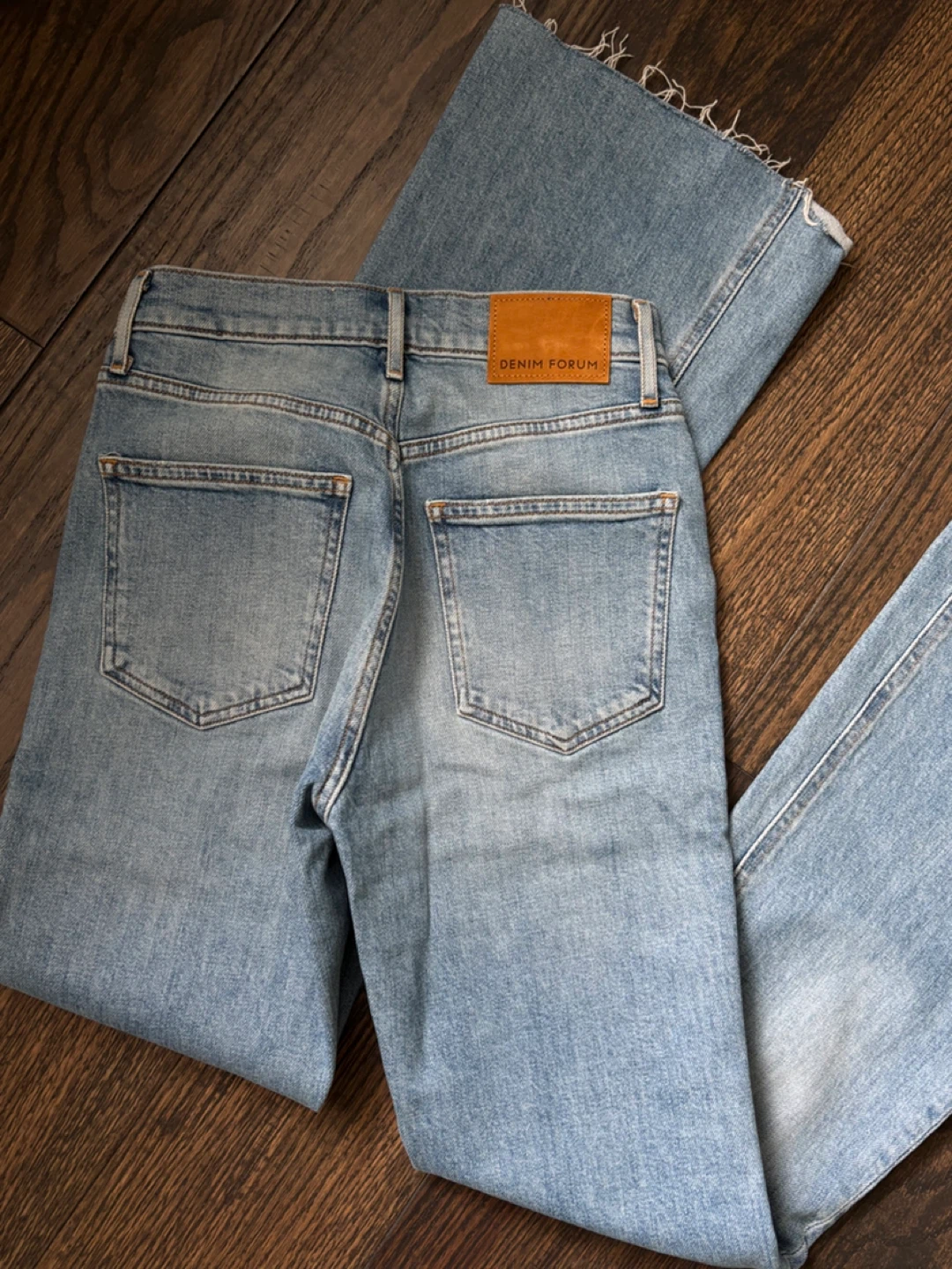 Aritzia jeans - photo 4