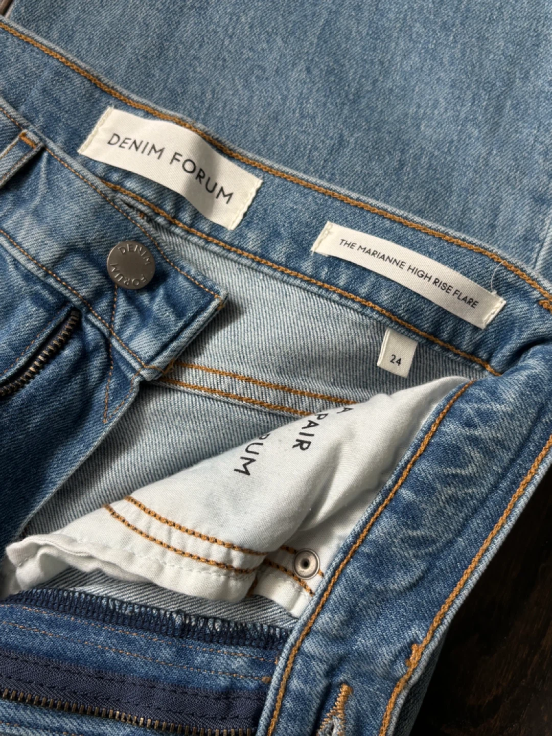 Aritzia jeans