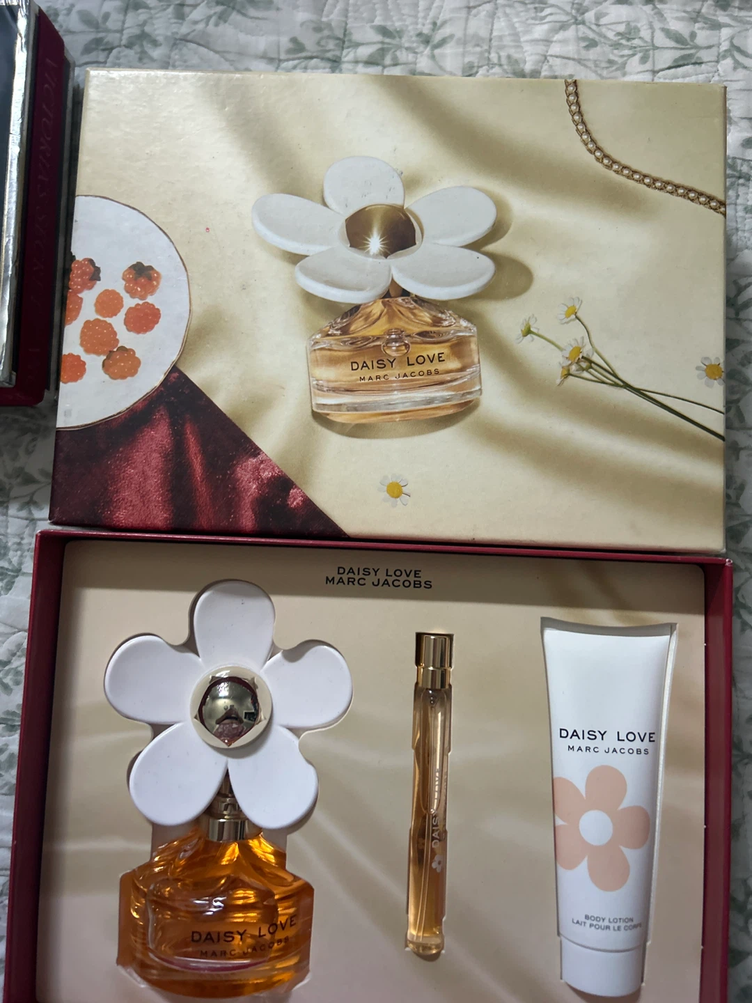 Marc Jacobs Daisy Love Eau de Toilette Gift Set