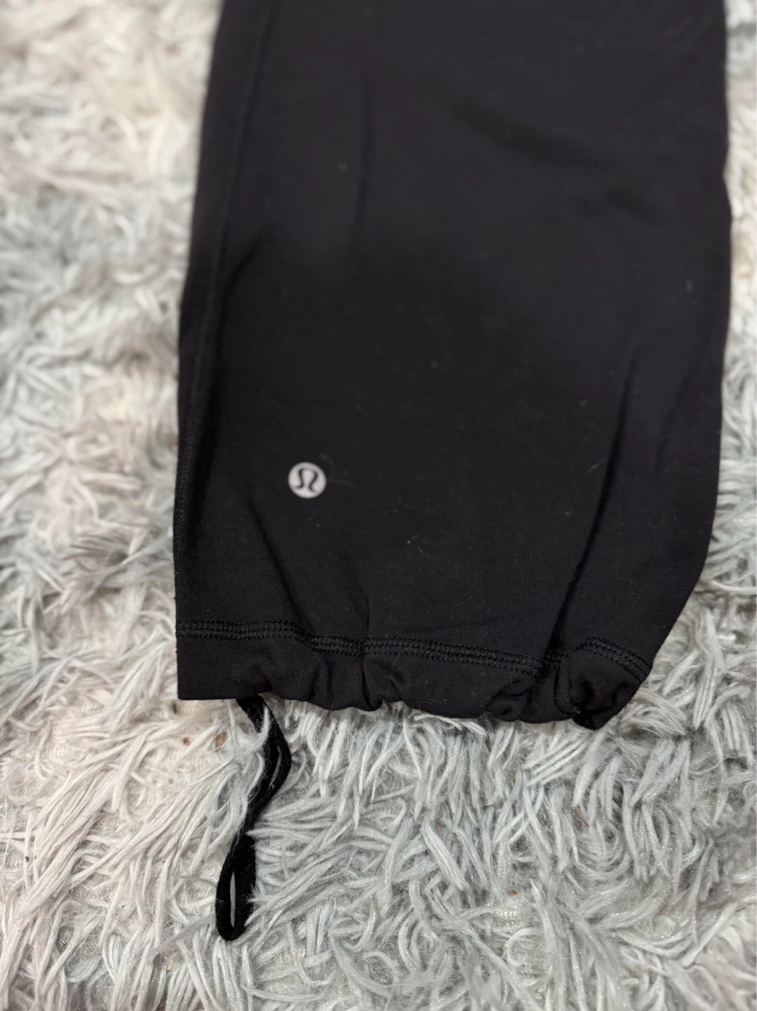 Lululemon Black Cropped Pants - photo 3