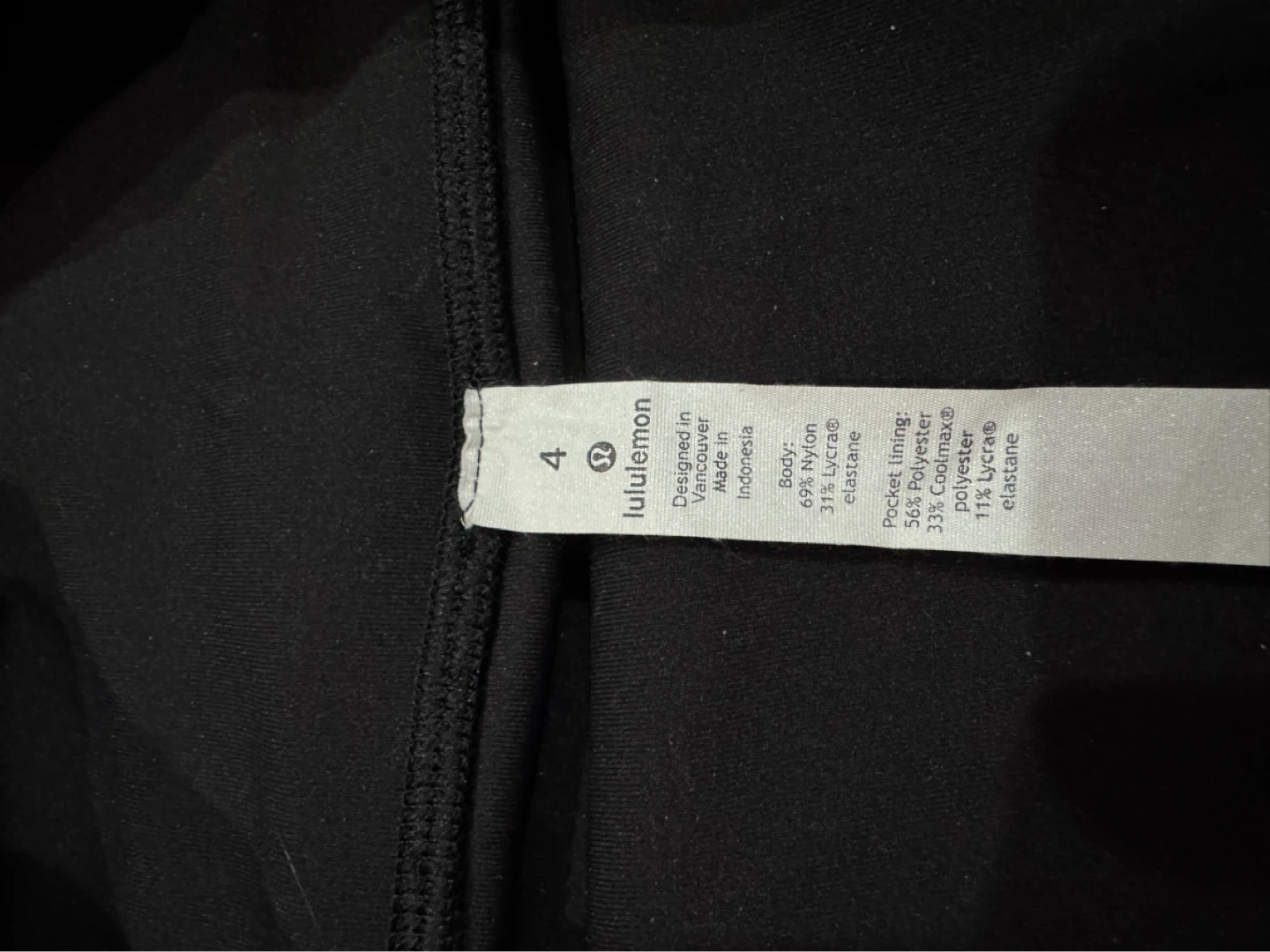 Lululemon Black Flare Yoga Pants Size 4 - photo 5