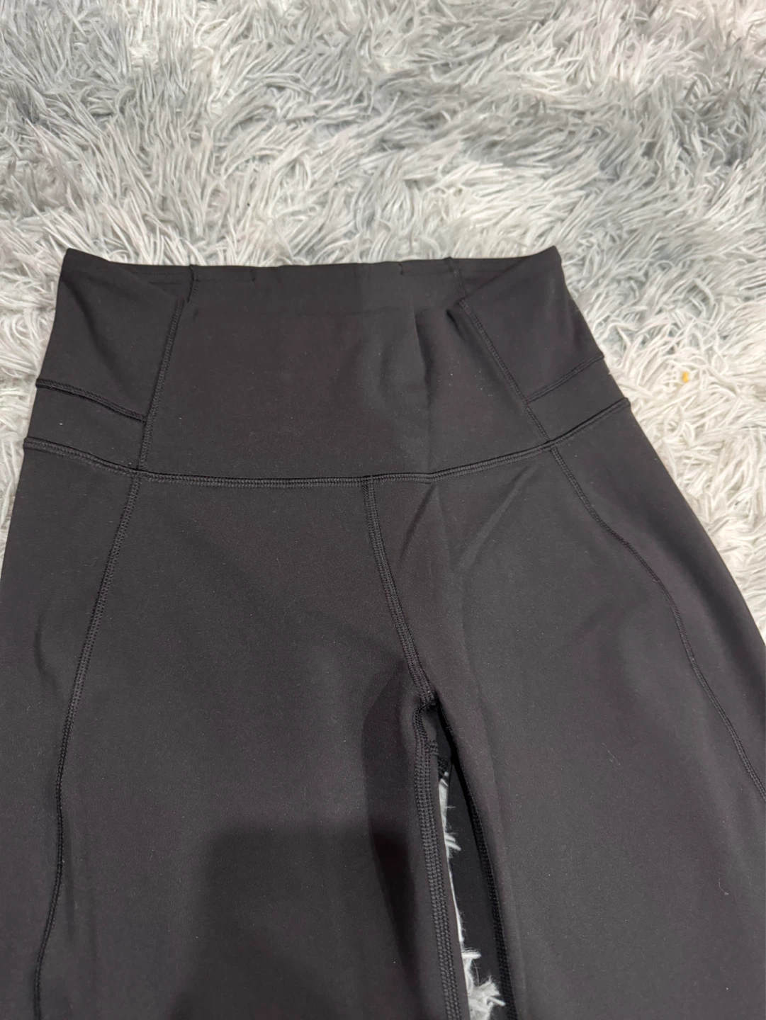 Lululemon Black Flare Yoga Pants Size 4 - photo 4