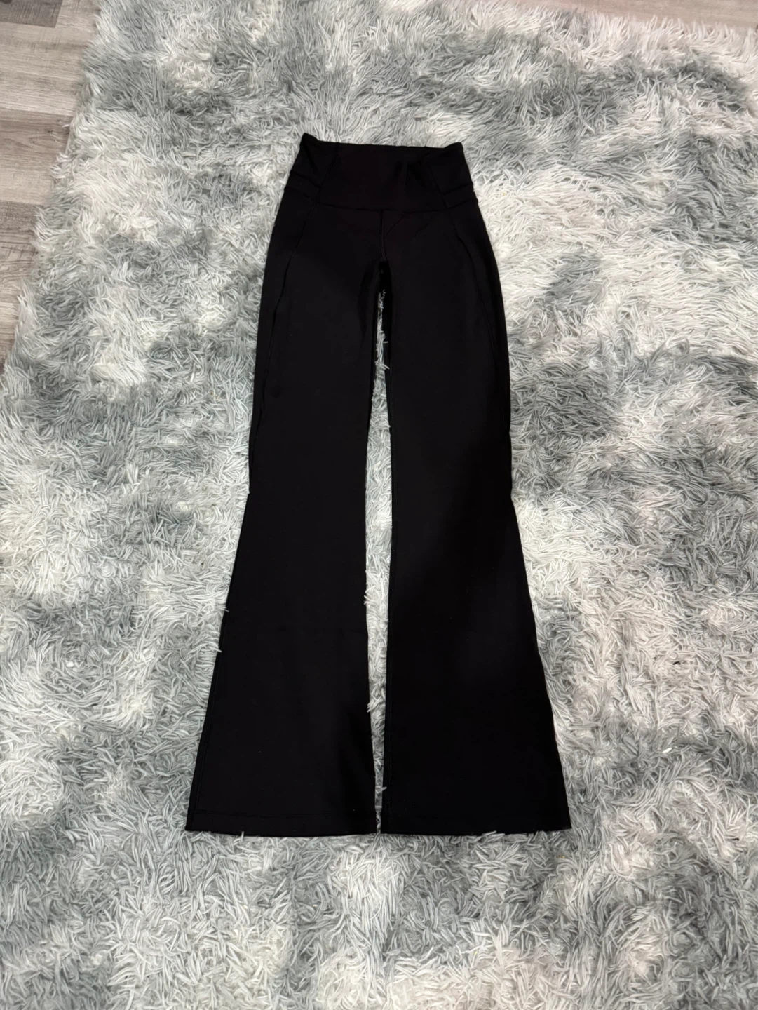 Lululemon Black Flare Yoga Pants Size 4 - photo 3