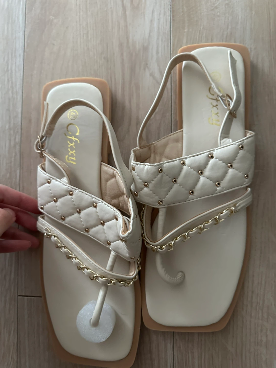 Chanel Style Cream Cloxyy Quilted Chain Sandals Size9 - photo 2
