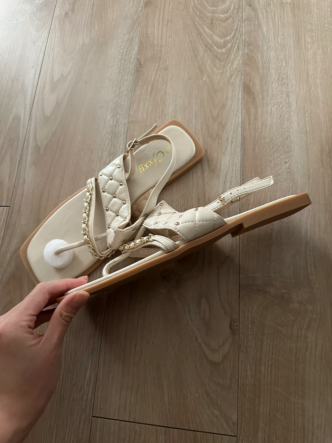 Chanel Style Cream Cloxyy Quilted Chain Sandals Size9 - photo 4