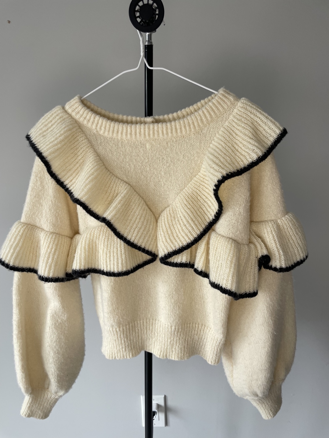 Cream Ruffle Cardigan - photo 5