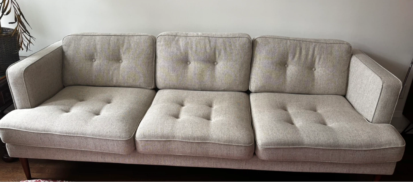 Tufted 3 Seater Sofa (Urban Barn) - photo 4