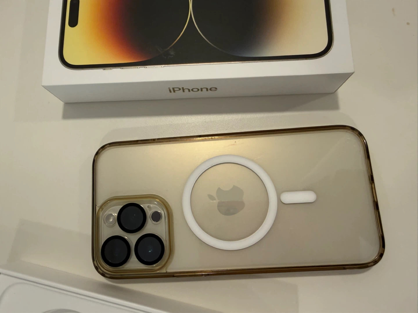 Apple iPhone 14 Pro Max - photo 3