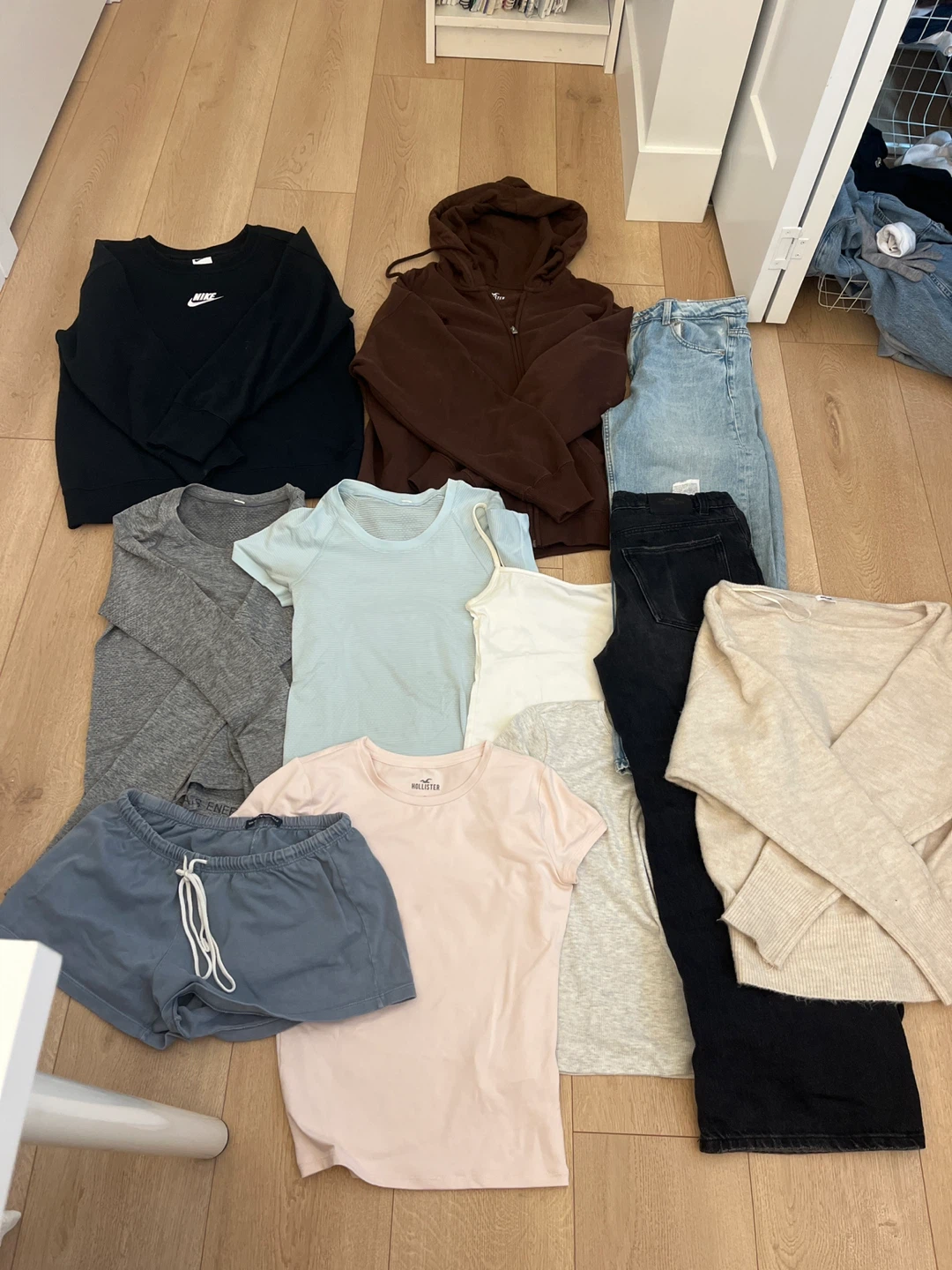 Clothing bundle!