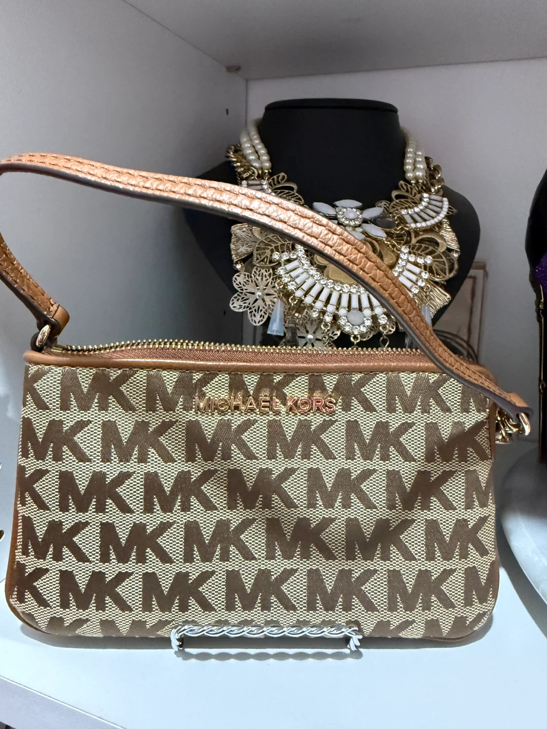 Michael Kors Wristlet MK Signature Brown - photo 2