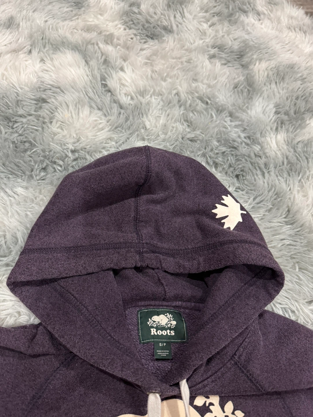 Women’s Roots Canada Hoodies - Small - photo 2