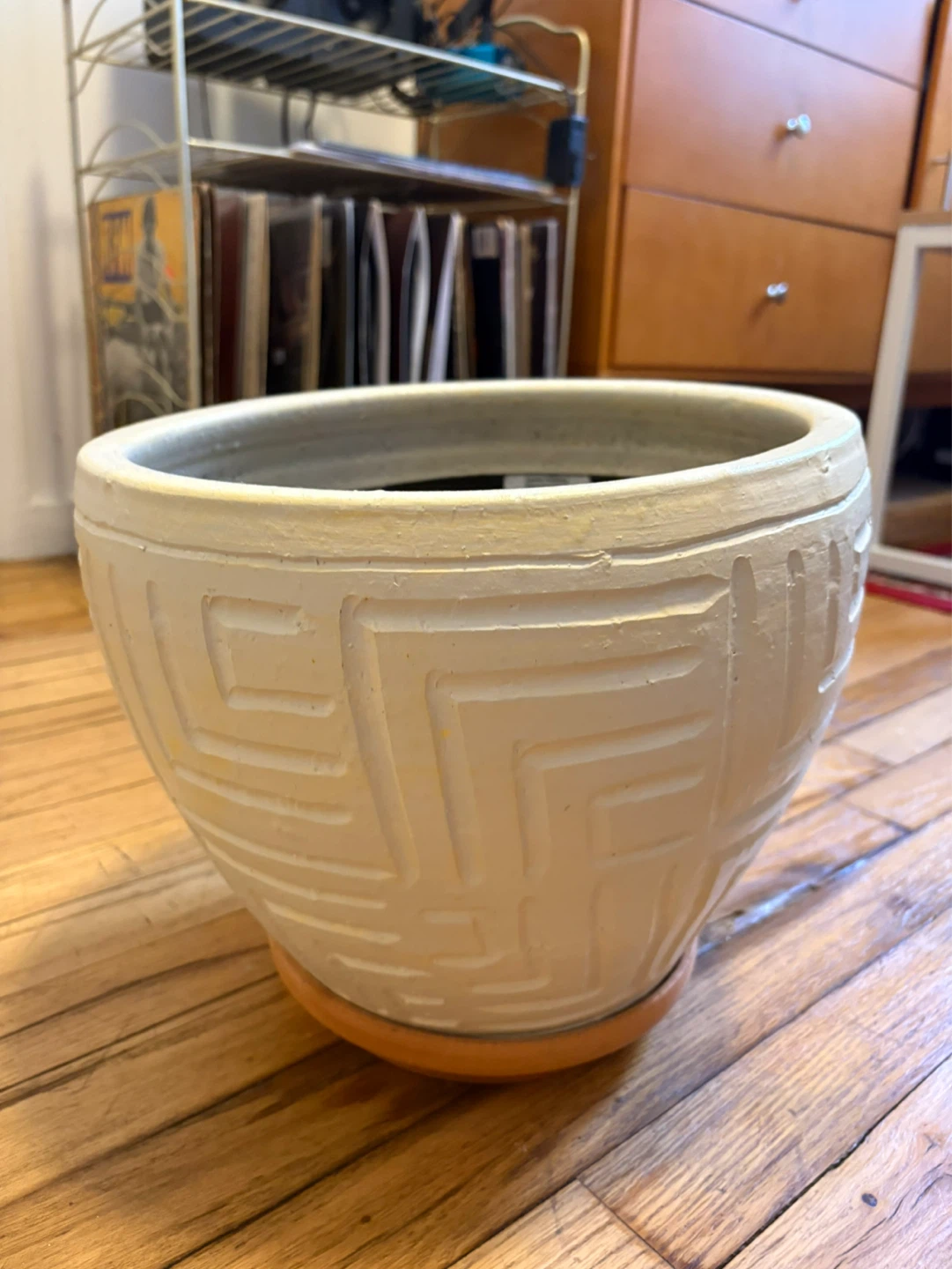 Large Textured Planter with Saucer - photo 2