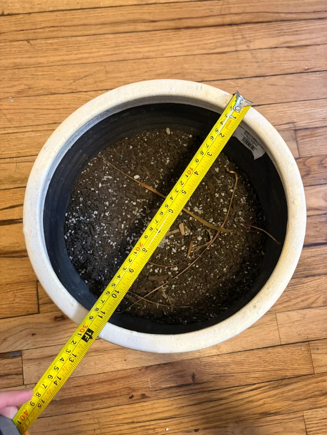 Large Textured Planter with Saucer - photo 5