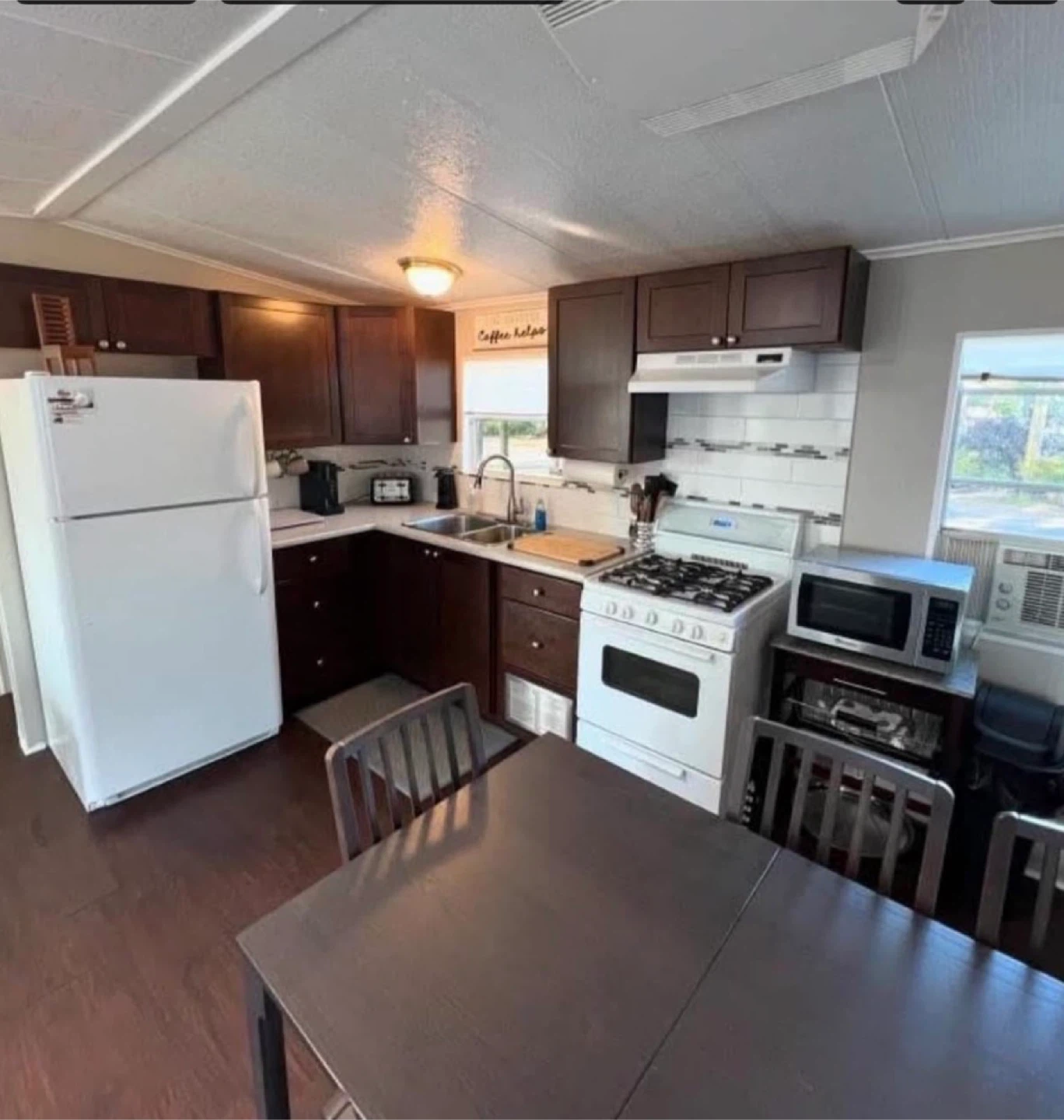 TRAILER/COTTAGE - SHERKSTON SHORES RESORT - photo 4