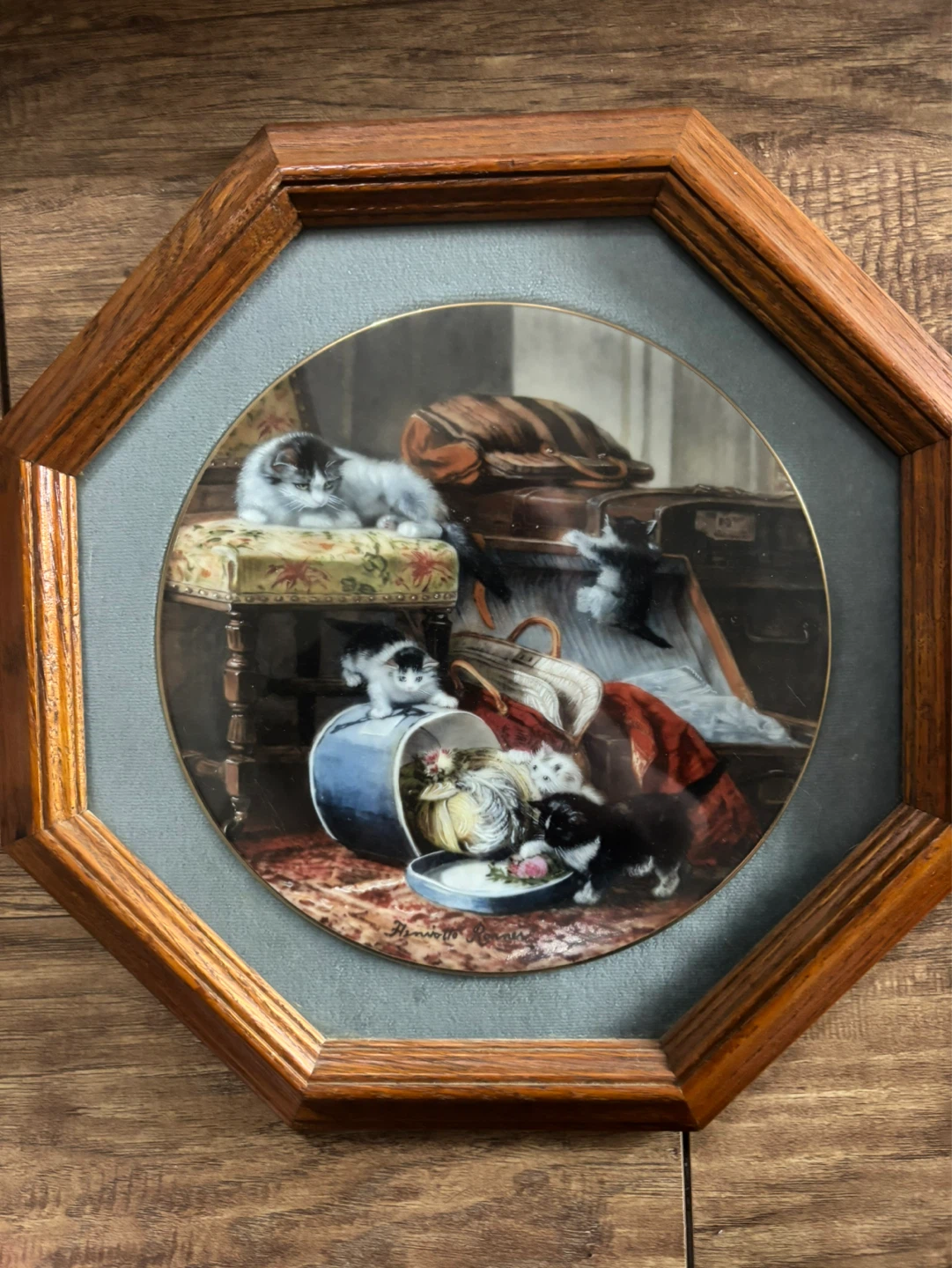 1990 W.S. George "Mischief with the Hatbox" Collector Plate