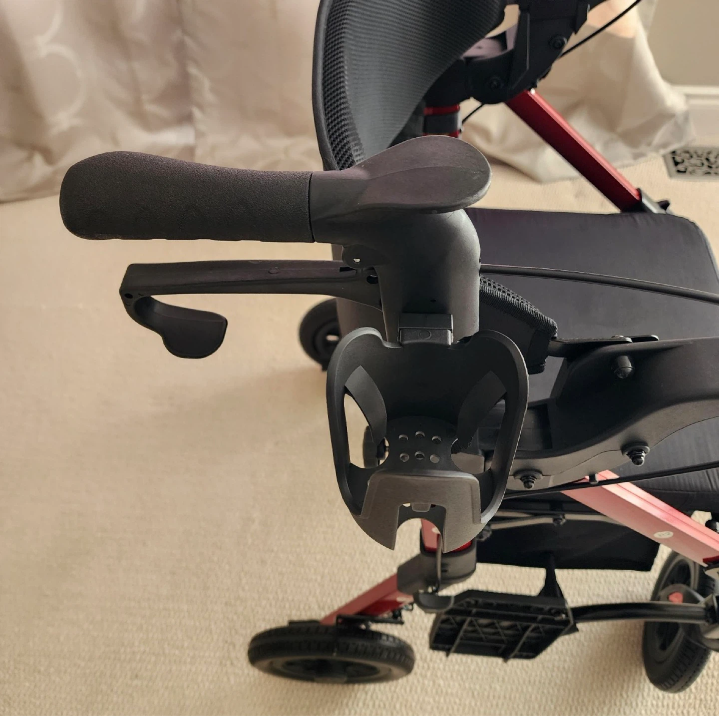 Red and Black Walker with Seat and Footrests - photo 5