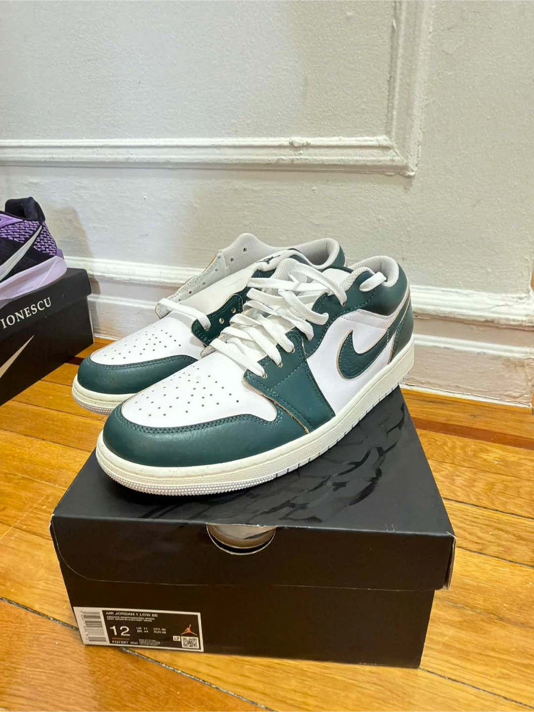 Brandnew Nike Air Jordan 1 Low SE Sneakers - Size 12