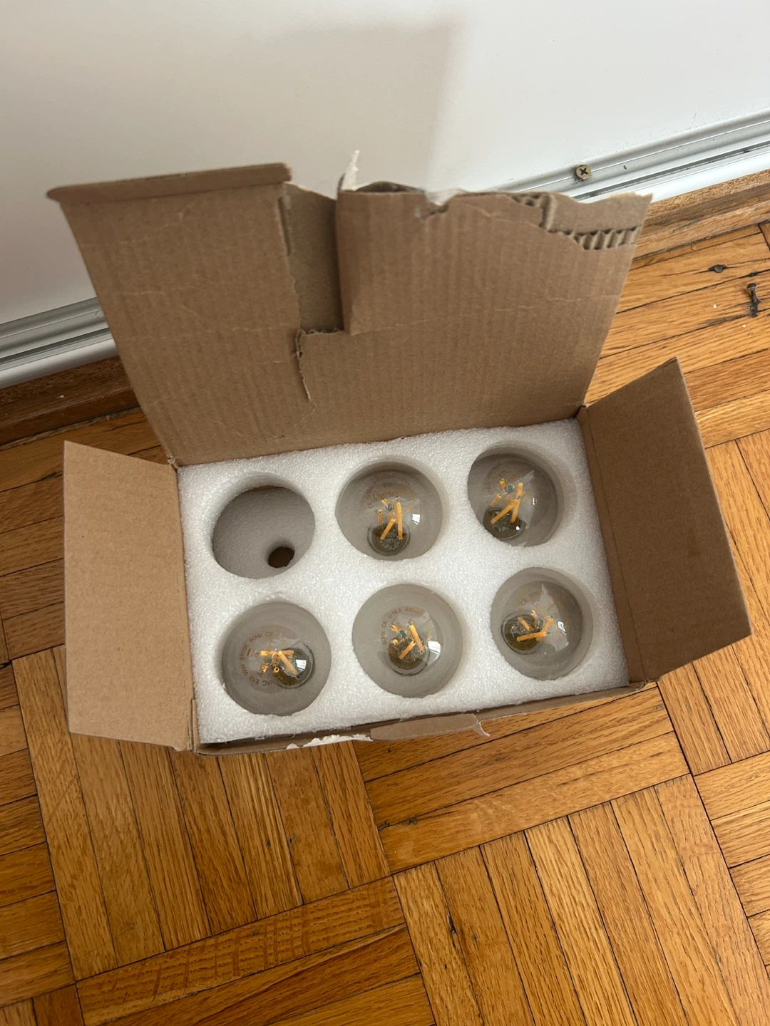LiteHistory e12 LED lightbulbs - photo 2