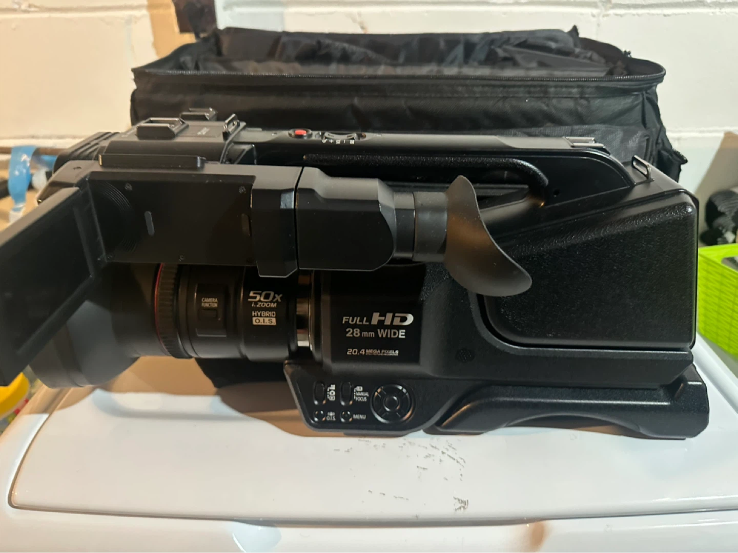Panasonic Full HD AVCCAM Camcorder - photo 2