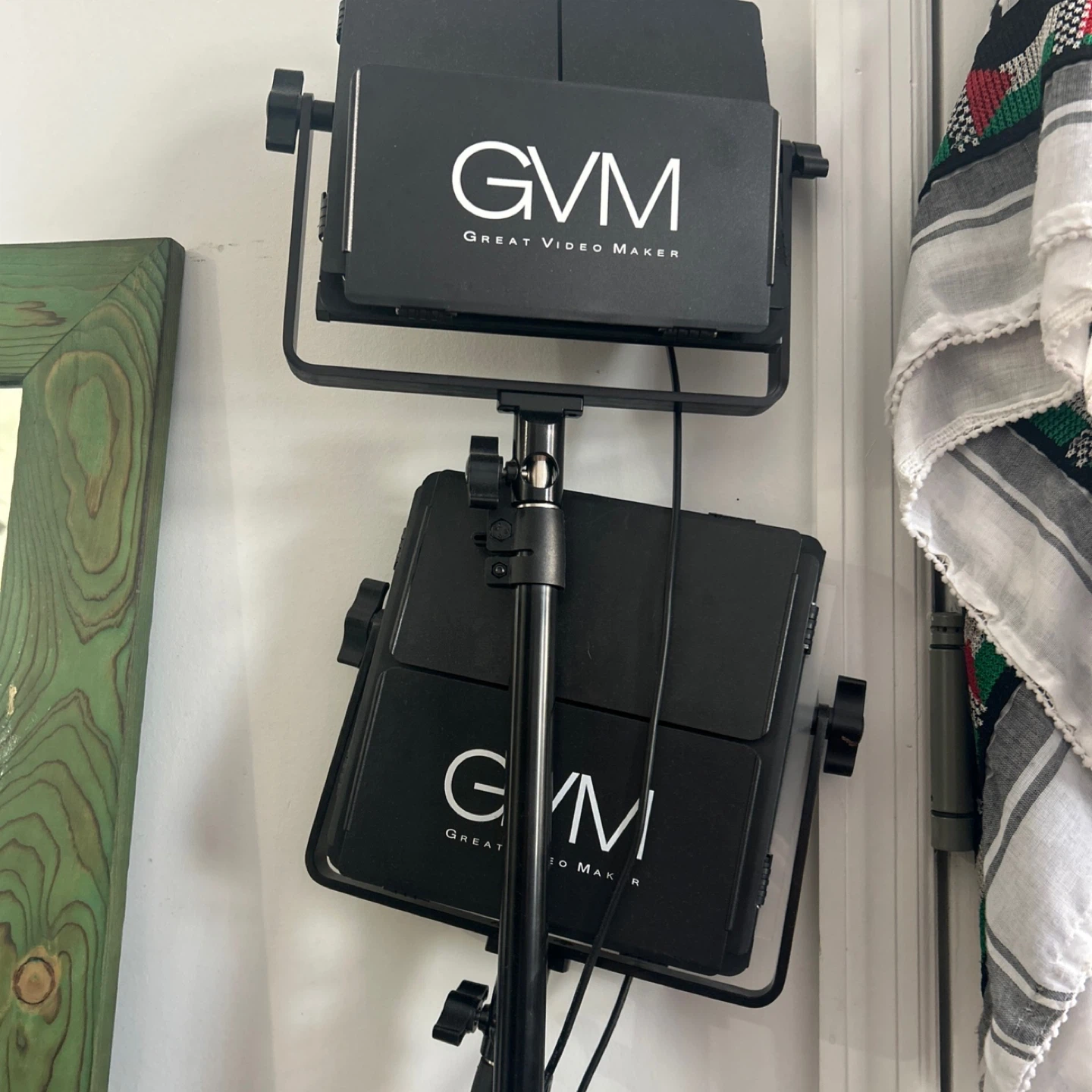 GVM Bi-Color LED Video Lights (2-Pack) with Stands - photo 2