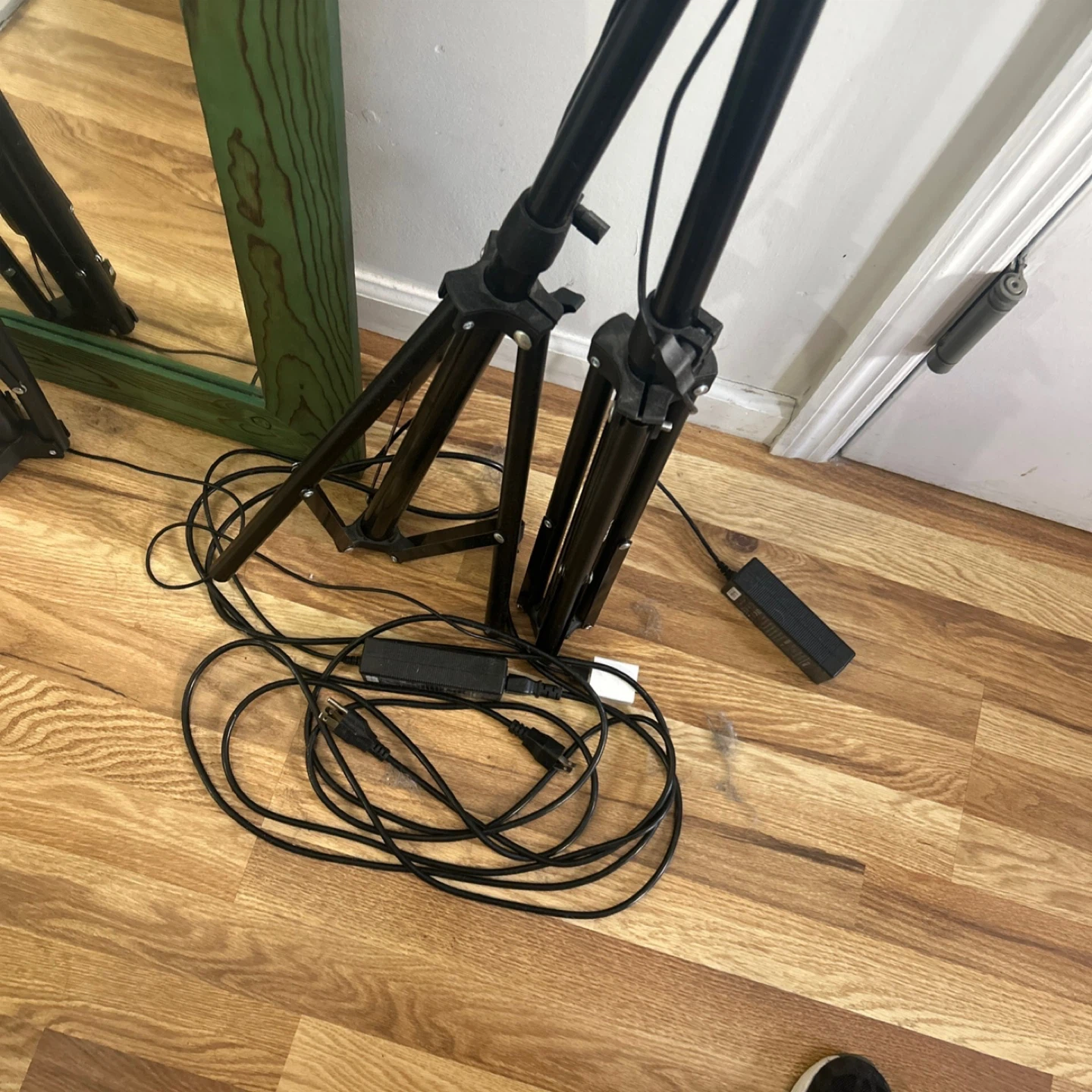 GVM Bi-Color LED Video Lights (2-Pack) with Stands - photo 4