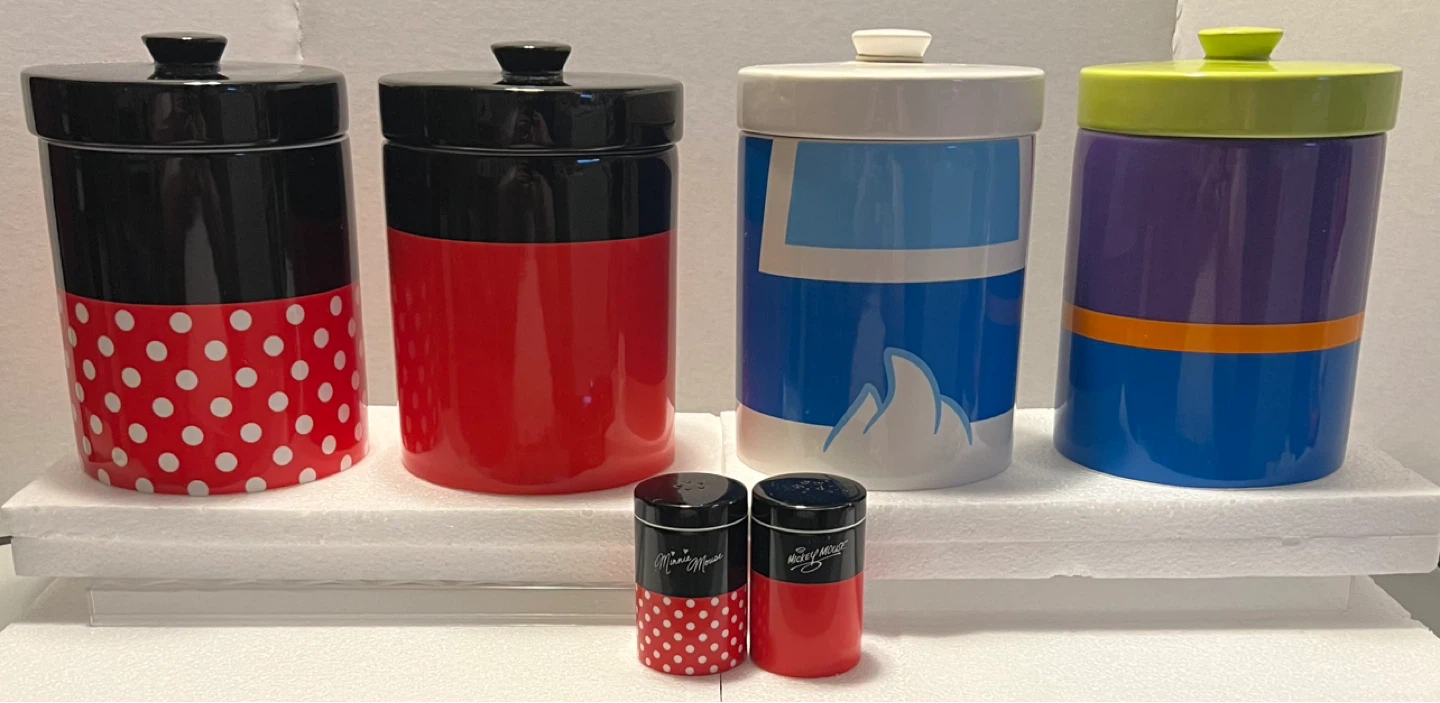 Disney Mickey, Minnie, Donald, & Goofy Kitchen Canister Set - photo 2