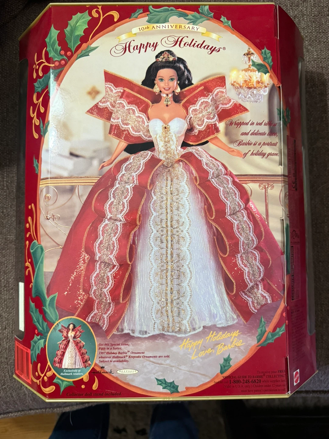 1997 Happy Holidays Barbie Special Edition Doll - photo 2