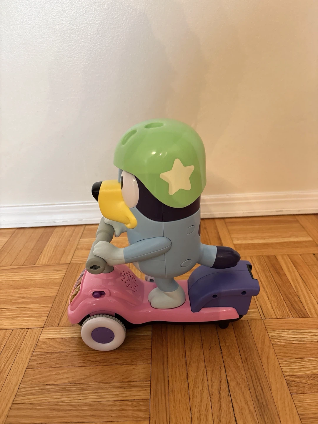 Bluey Scooter Toy - photo 2