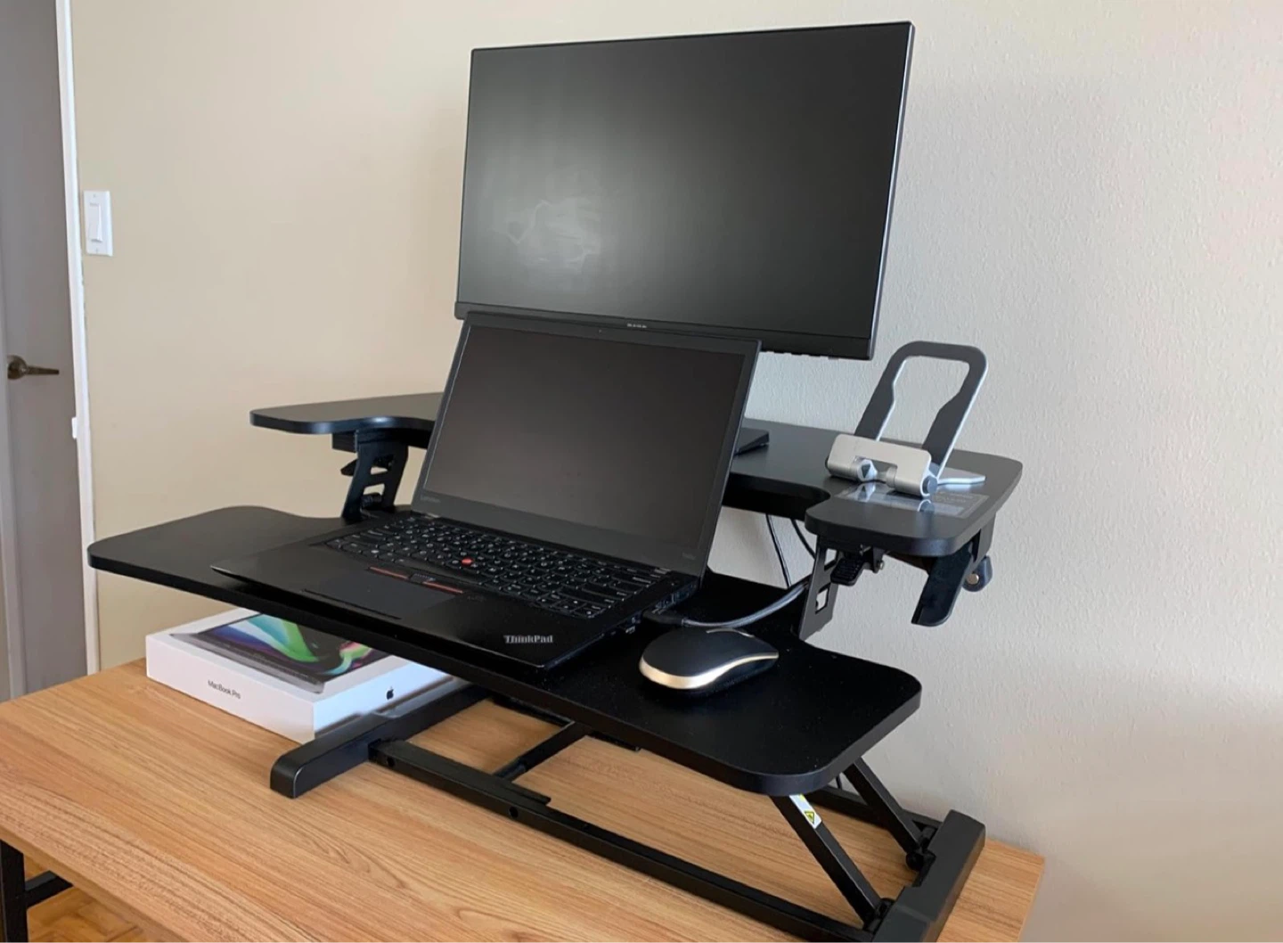 FlexiSpot Computer Riser M7-E-28B Standing Desk Converter