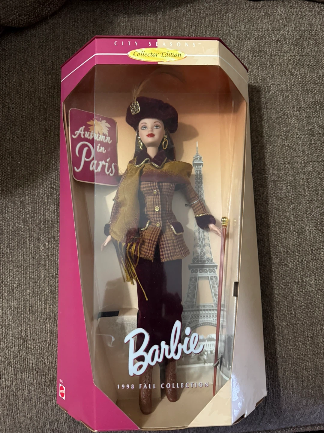 Barbie City Seasons Collector Edition Autumn in Paris Doll