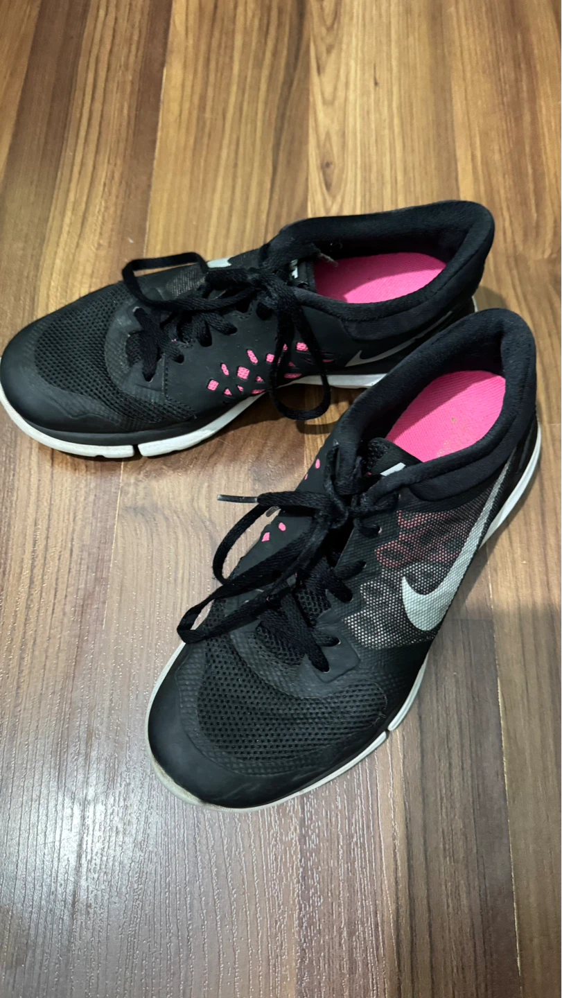 Nike Women's Sneakers Black Size 6 - photo 2