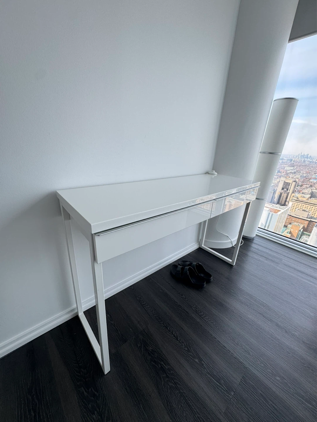 IKEA Besta Burs Desk - photo 3