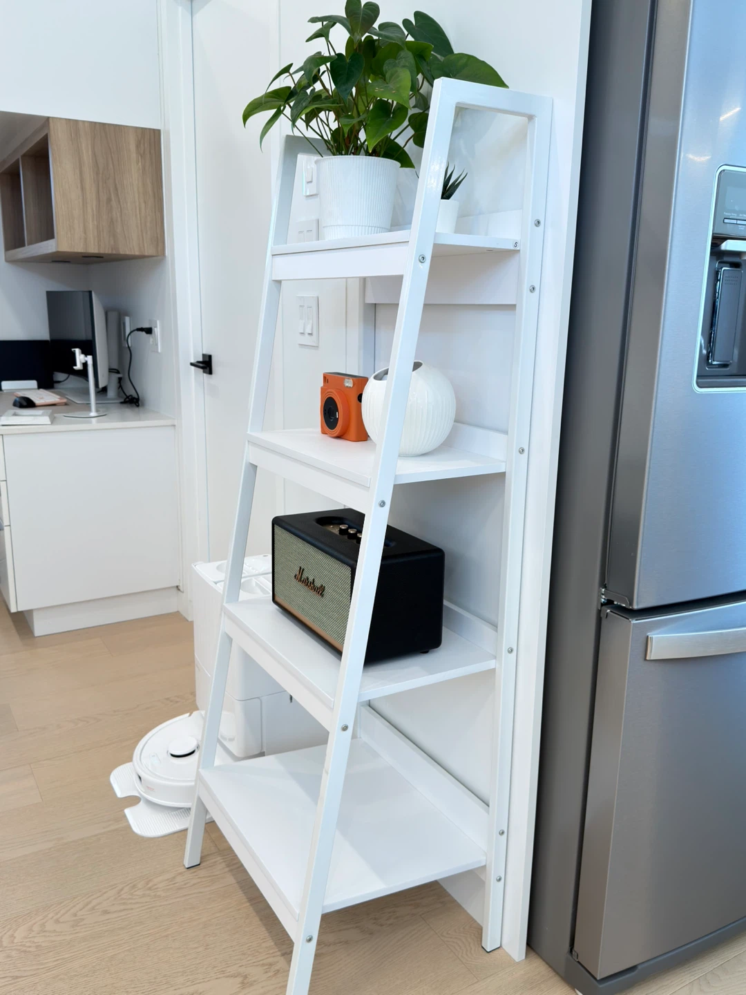 White Ladder Bookshelf - photo 2