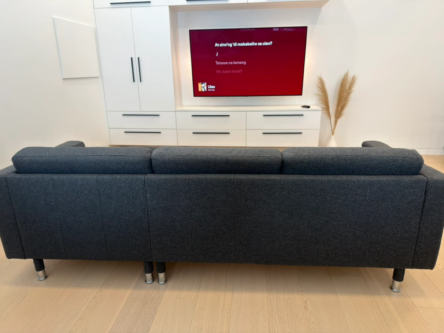 Reversible Sectional Sofa - photo 3