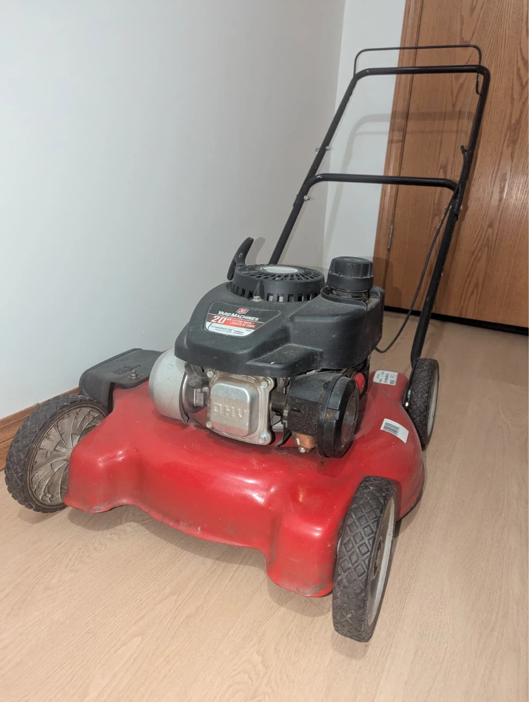 Lawn mover heavy duty works on gas - photo 2