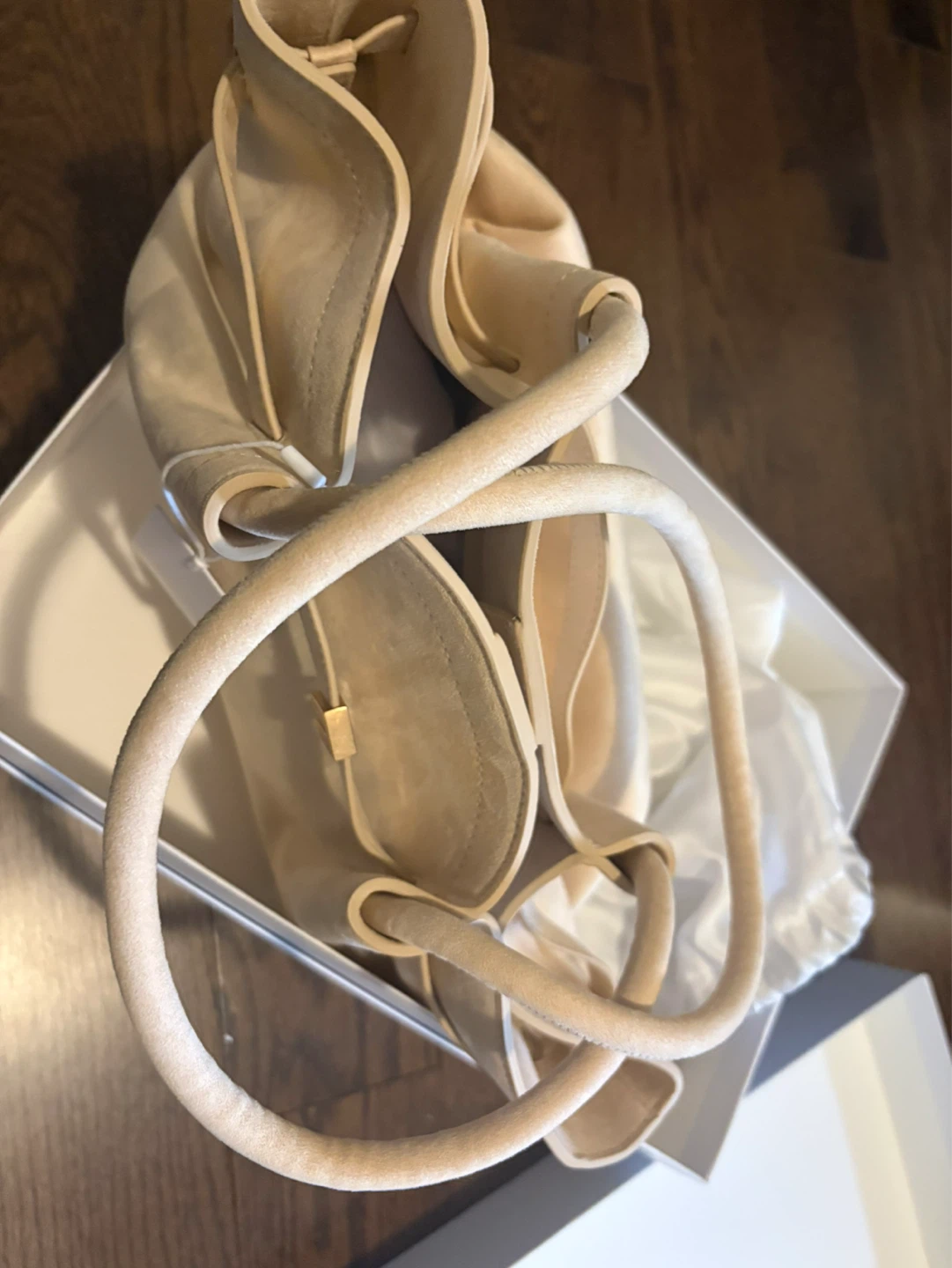 Brand New! JW Pei Hana Medium Faux Suede Tote Bag - Off White - photo 4