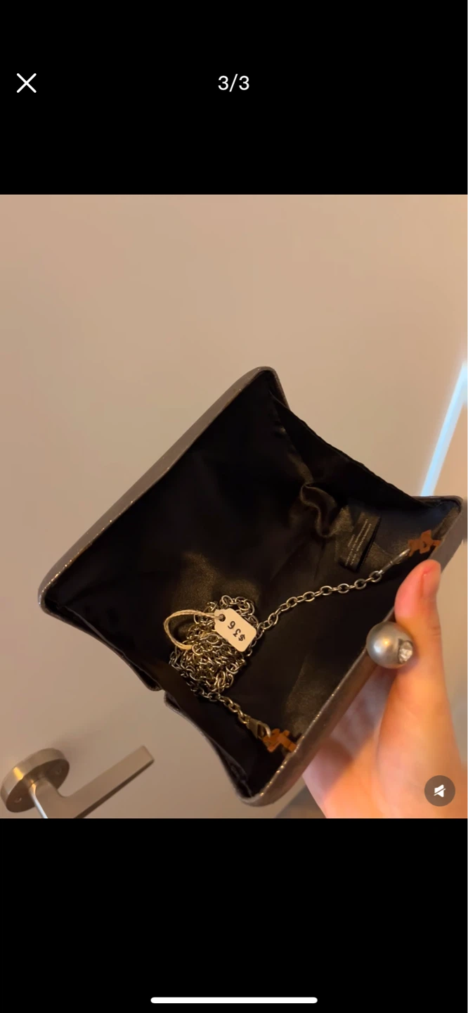 FREE Vintage Sparkly Clutch with Chain Strap - photo 3