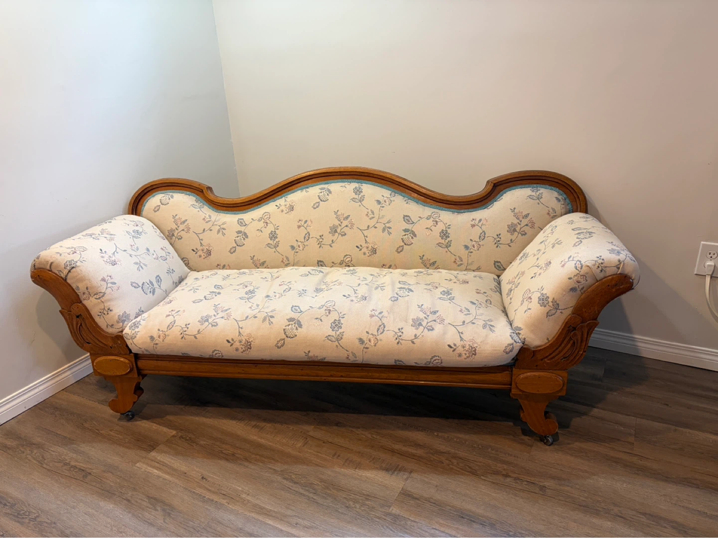 Antique  sofa- Victorian style with floral fabric - photo 2