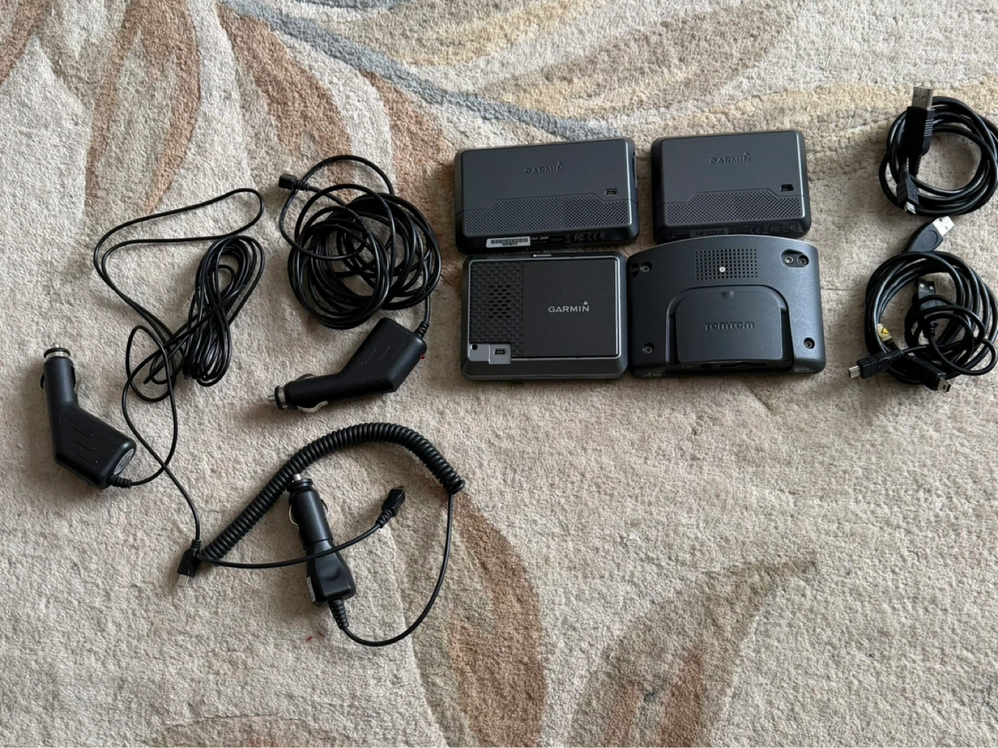 Garmin GPS Lot – Nuvi 260W / Nuvi 250 / Nuvi 550 / TomTom One XL - photo 3