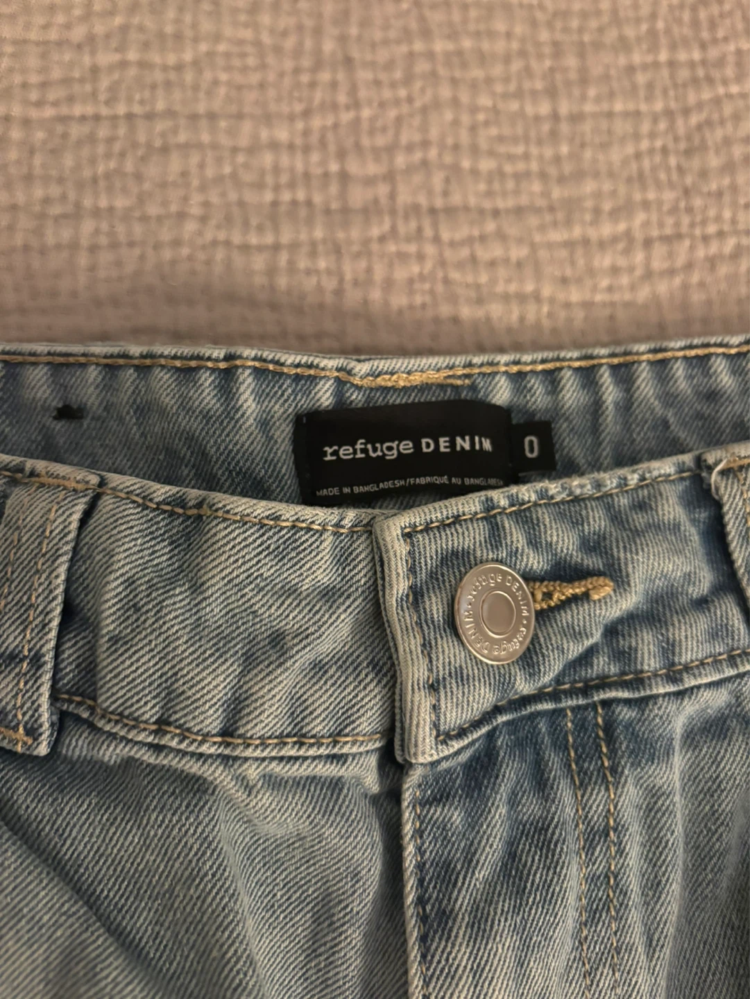 Refuge Denim Cargo Jeans - Light Wash - photo 2