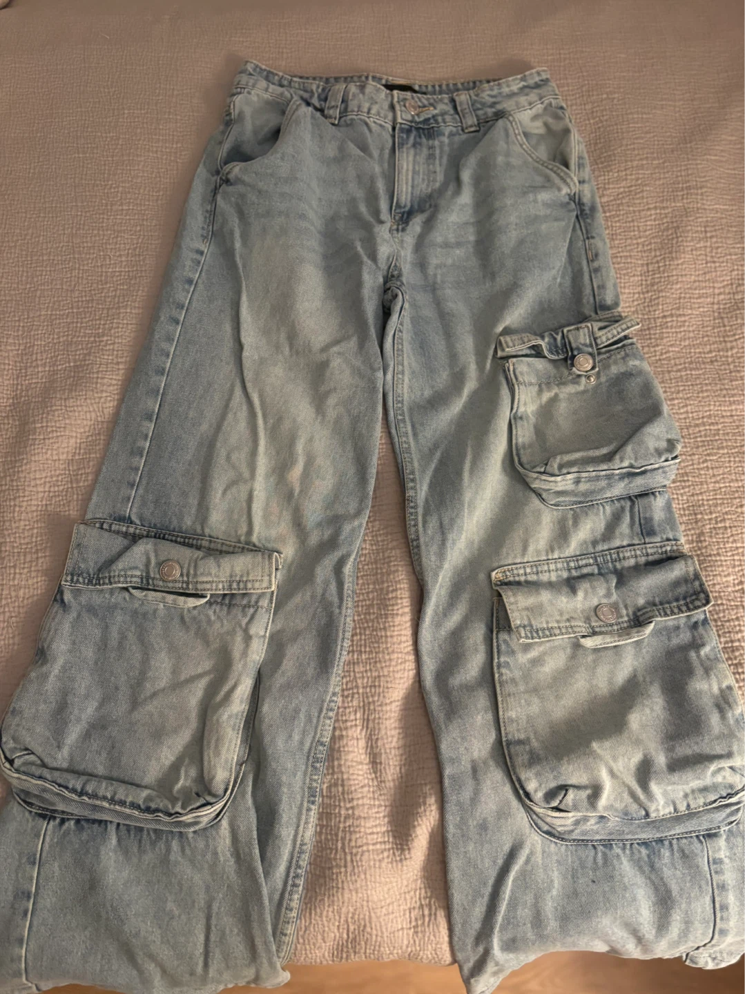 Refuge Denim Cargo Jeans - Light Wash
