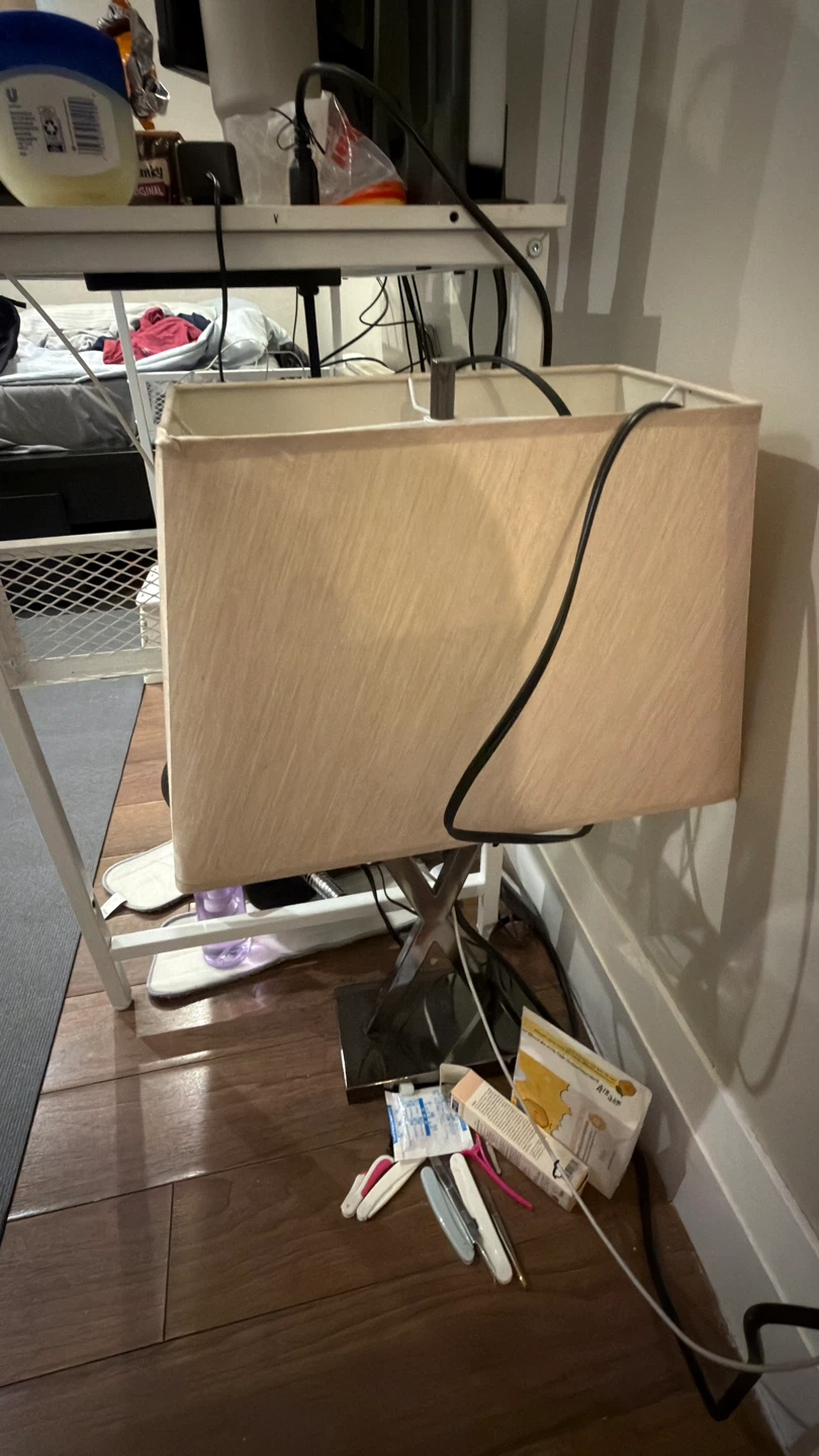 Rectangular Table Lamp with smart bulb