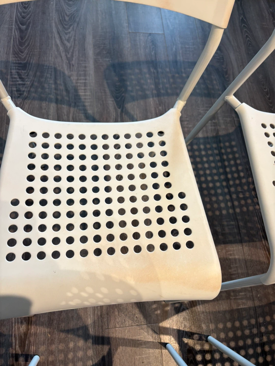 Set of 4 White IKEA Stackable Chairs - photo 2